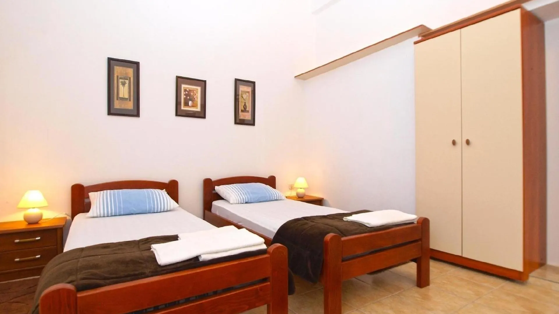 Apartment Ferienwohnung Fuer 5 Personen Ca 55 Qm In Banjole, Istrien Istrische Riviera
